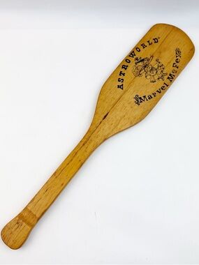 Vtg 80s AstroWorld Marvel McFey Wooden Paddle Texas Mascot Six Flags Park 18”